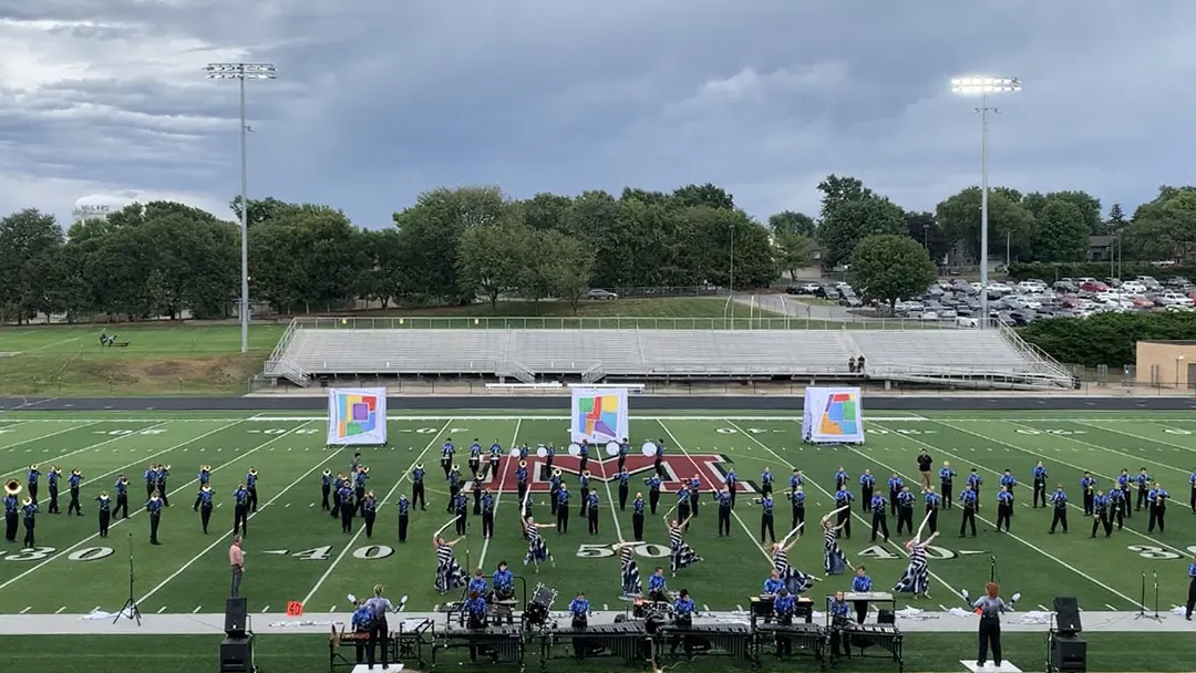 All three backdrops have been turned to the colorful side.